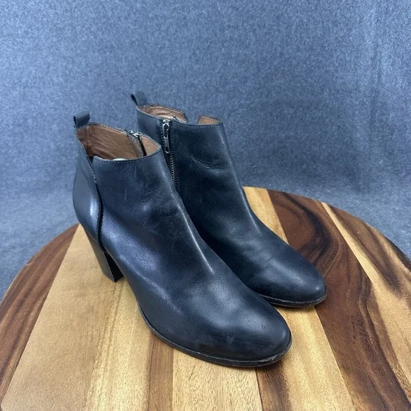 Frye Boots Womens 8.5 Meghan Ankle Bootie Black Round Toe Block Heels 3476790 - Picture 2 of 12